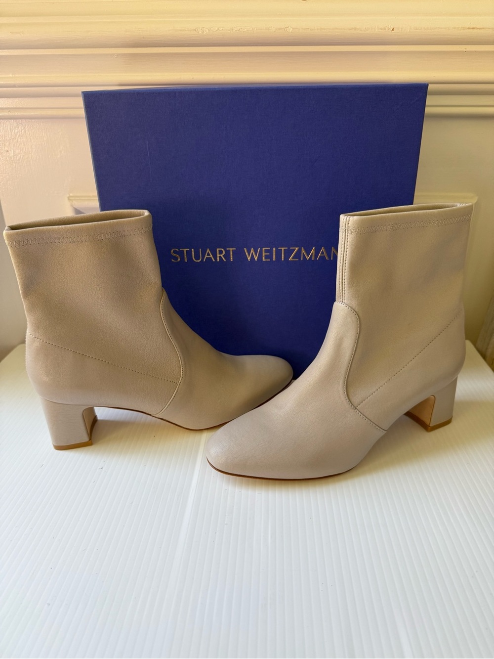 Stuart Weitzman Niki Napa 60 Women's Gray Leather Ankle Boots Size 8.5 B